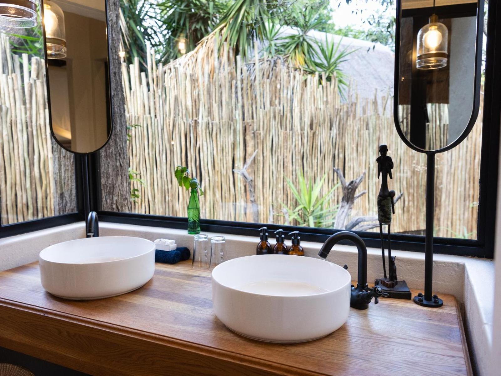 Kwambili Game Lodge Thornybush Game Reserve Bilik gambar